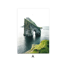 Charger l'image dans la galerie, Escape To Iceland Magnificent Landscape