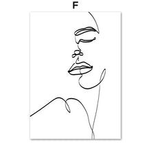 Charger l'image dans la galerie, B&W Woman Body & Moon Abstract Lining