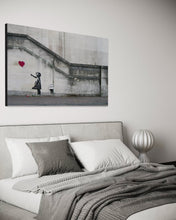 Charger l&#39;image dans la galerie, Banksy Girl with Balloon - Original design 2004
