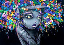 Charger l&#39;image dans la galerie, Lovely Street Art Girl
