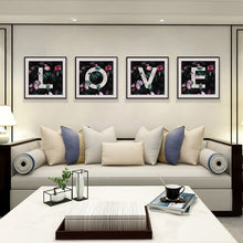 Charger l&#39;image dans la galerie, L.O.V.E Floral Canvas Art
