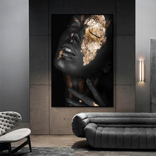 Charger l&#39;image dans la galerie, African Black and Gold Woman Modern Art
