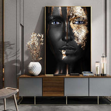 Charger l&#39;image dans la galerie, African Black and Gold Woman Modern Art
